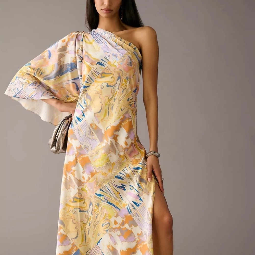 NWT


Anthropologie ~ Mandira Wirk One-Shoulder Printed Dress
1x
Side zip